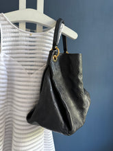 Lade das Bild in den Galerie-Viewer, LOUIS VUITTON ARTSY EMPREINTE
