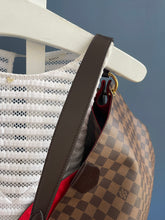 Lade das Bild in den Galerie-Viewer, LOUIS VUITTON GRACEFULL MM
