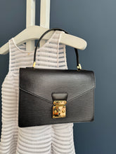 Lade das Bild in den Galerie-Viewer, LOUIS VUITTON MONCEAU
