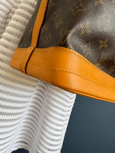 Lade das Bild in den Galerie-Viewer, LOUIS VUITTON NOÉ GRANDE
