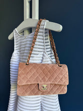 Lade das Bild in den Galerie-Viewer, CHANEL DOUBLE FLAP WILDLEDER
