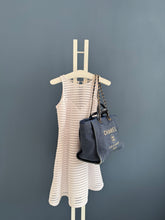 Lade das Bild in den Galerie-Viewer, CHANEL DEAUVILLE
