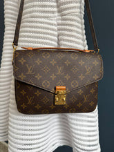 Lade das Bild in den Galerie-Viewer, LOUIS VUITTON MÉTIS
