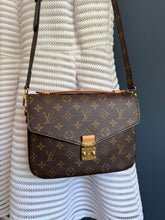 Lade das Bild in den Galerie-Viewer, LOUIS VUITTON MÉTIS
