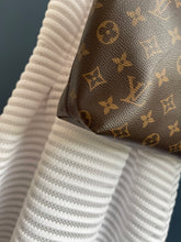 Lade das Bild in den Galerie-Viewer, LOUIS VUITTON GRACEFUL MM
