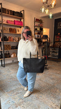 Lade das Bild in den Galerie-Viewer, MCM CLAUDIA SHOPPER

