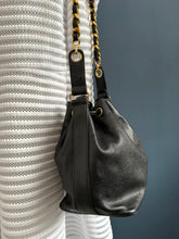 Lade das Bild in den Galerie-Viewer, CHANEL VINTAGE BEUTEL
