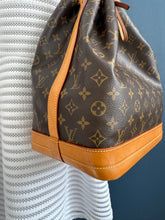 Lade das Bild in den Galerie-Viewer, LOUIS VUITTON NOÉ GRANDE
