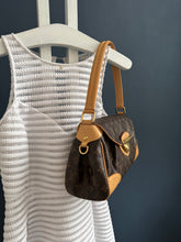 Lade das Bild in den Galerie-Viewer, LOUIS VUITTON BEVERLY MM
