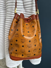 Lade das Bild in den Galerie-Viewer, MCM VINTAGE BEUTEL
