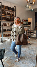 Lade das Bild in den Galerie-Viewer, LOUIS VUITTON GRACEFUL MM
