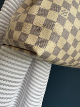 Lade das Bild in den Galerie-Viewer, LOUIS VUITTON GRACEFUL MM
