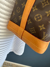 Lade das Bild in den Galerie-Viewer, LOUIS VUITTON NOÉ GRANDE
