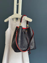 Lade das Bild in den Galerie-Viewer, LOUIS VUITTON NÉONOÉ EMPREINTE
