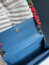 Lade das Bild in den Galerie-Viewer, CHANEL RIBBON LONG WOC
