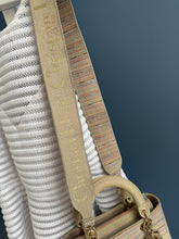 Lade das Bild in den Galerie-Viewer, DIOR LADY D-LITE
