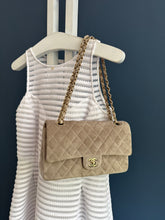 Lade das Bild in den Galerie-Viewer, CHANEL DOUBLE FLAP WILDLEDER
