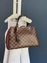 Lade das Bild in den Galerie-Viewer, LOUIS VUITTON BRITTANY
