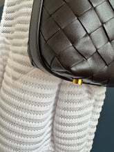 Lade das Bild in den Galerie-Viewer, BOTTEGA VENETA MINI WALLACE BAG
