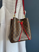 Lade das Bild in den Galerie-Viewer, LOUIS VUITTON NÉONOÉ MM
