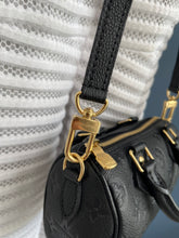 Lade das Bild in den Galerie-Viewer, LOUIS VUITTON NANO SPEEDY EMPREINTE
