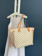 Lade das Bild in den Galerie-Viewer, LOUIS VUITTON NEVERFULL MM
