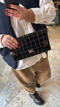 Lade das Bild in den Galerie-Viewer, CHANEL CLUTCH
