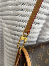 Lade das Bild in den Galerie-Viewer, LOUIS VUITTON DIANE
