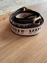 Lade das Bild in den Galerie-Viewer, LOUIS VUITTON SCHULTERRIEMEN
