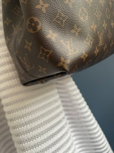 Lade das Bild in den Galerie-Viewer, LOUIS VUITTON GRACEFUL MM
