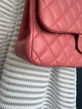 Lade das Bild in den Galerie-Viewer, CHANEL DOUBLE FLAP JUMBO
