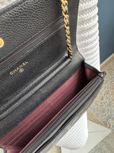 Lade das Bild in den Galerie-Viewer, CHANEL WOC
