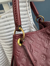 Lade das Bild in den Galerie-Viewer, LOUIS VUITTON ARTSY EMPREINTE
