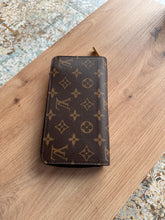 Lade das Bild in den Galerie-Viewer, LOUIS VUITTON ZIPPY
