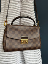 Lade das Bild in den Galerie-Viewer, LOUIS VUITTON CROISSETE
