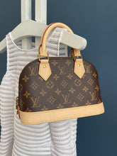 Lade das Bild in den Galerie-Viewer, LOUIS VUITTON ALMA BB
