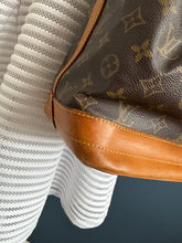 Lade das Bild in den Galerie-Viewer, LOUIS VUITTON NOÉ GRANDE
