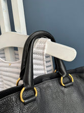 Lade das Bild in den Galerie-Viewer, PRADA SHOPPER
