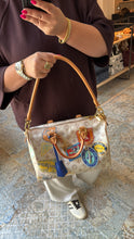 Lade das Bild in den Galerie-Viewer, LOUIS VUITTON SPEEDY SOFT FLIGHT COLLECTION
