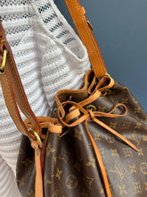 Lade das Bild in den Galerie-Viewer, LOUIS VUITTON NOÉ GRANDE
