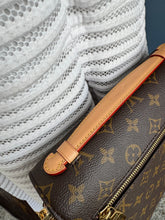 Lade das Bild in den Galerie-Viewer, LOUIS VUITTON MÉTIS
