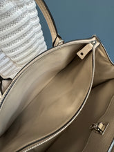 Lade das Bild in den Galerie-Viewer, LOUIS VUITTON CITY STEAMER
