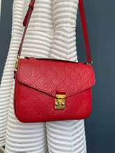Lade das Bild in den Galerie-Viewer, LOUIS VUITTON MÉTIS EMPREINTE

