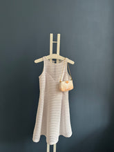 Lade das Bild in den Galerie-Viewer, LOUIS VUITTON MINI POCHETTE
