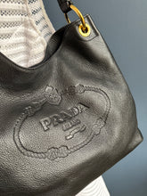 Lade das Bild in den Galerie-Viewer, PRADA BAG

