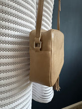 Lade das Bild in den Galerie-Viewer, YSL CAMERA BAG
