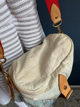 Lade das Bild in den Galerie-Viewer, LOUIS VUITTON SUNSHINE BLUE DENIM
