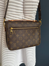 Lade das Bild in den Galerie-Viewer, LOUIS VUITTON MÉTIS
