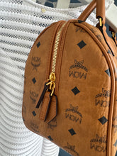 Lade das Bild in den Galerie-Viewer, MCM BOSTON BAG
