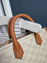 Lade das Bild in den Galerie-Viewer, MCM HIMMEL SHOPPER
